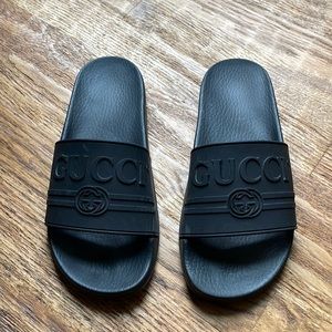 Gucci slide